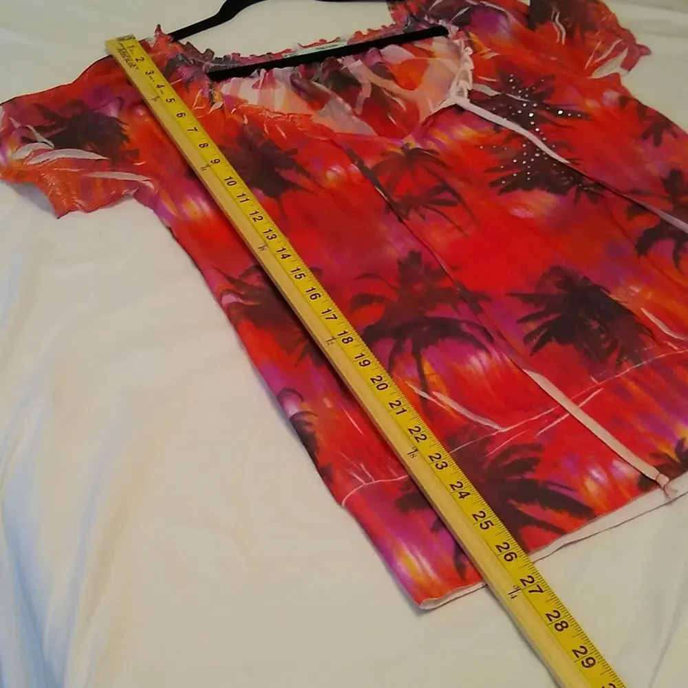 Maurice women's size medium palm trees blouse. Lite weight